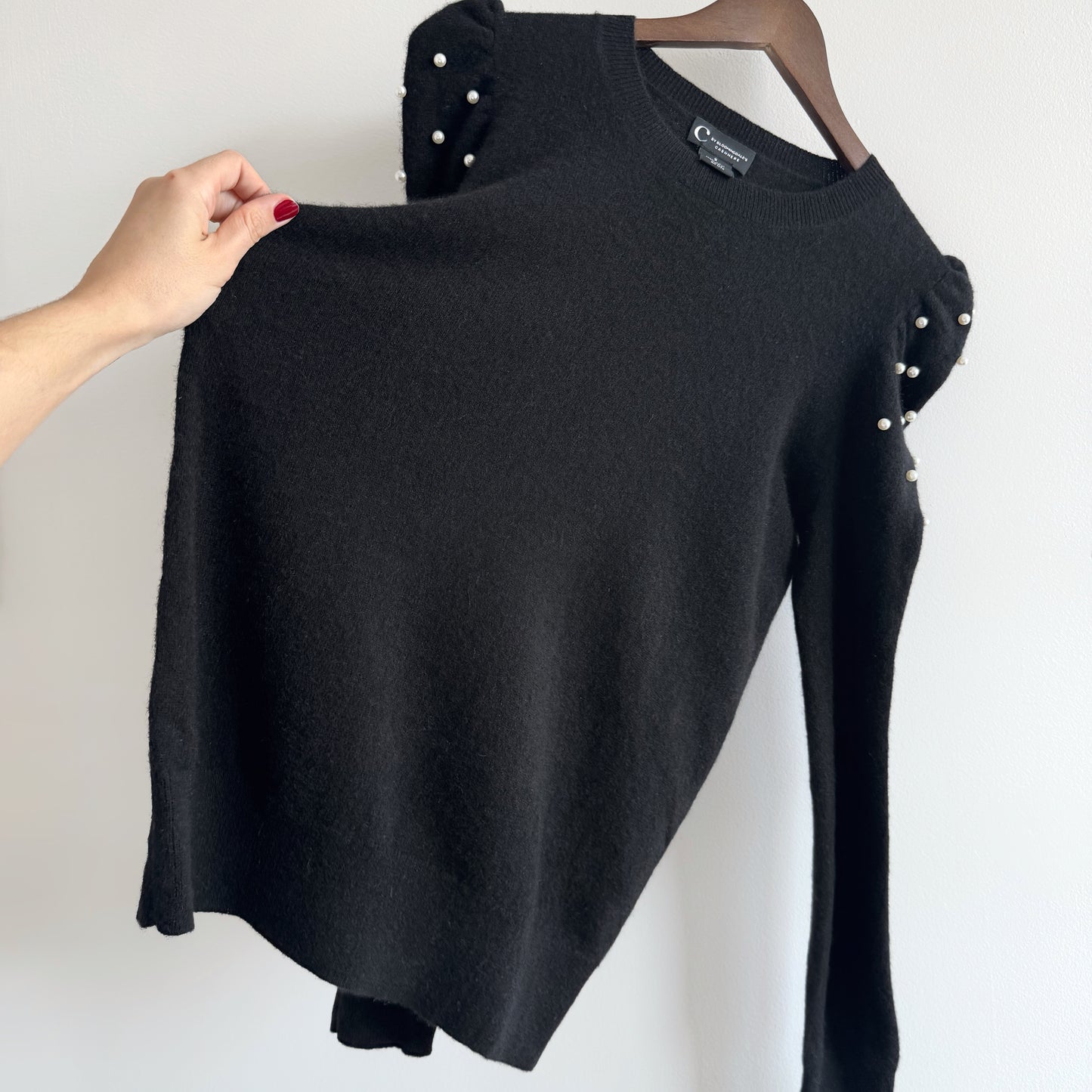 Cashmere Crewneck Sweater with Pearls