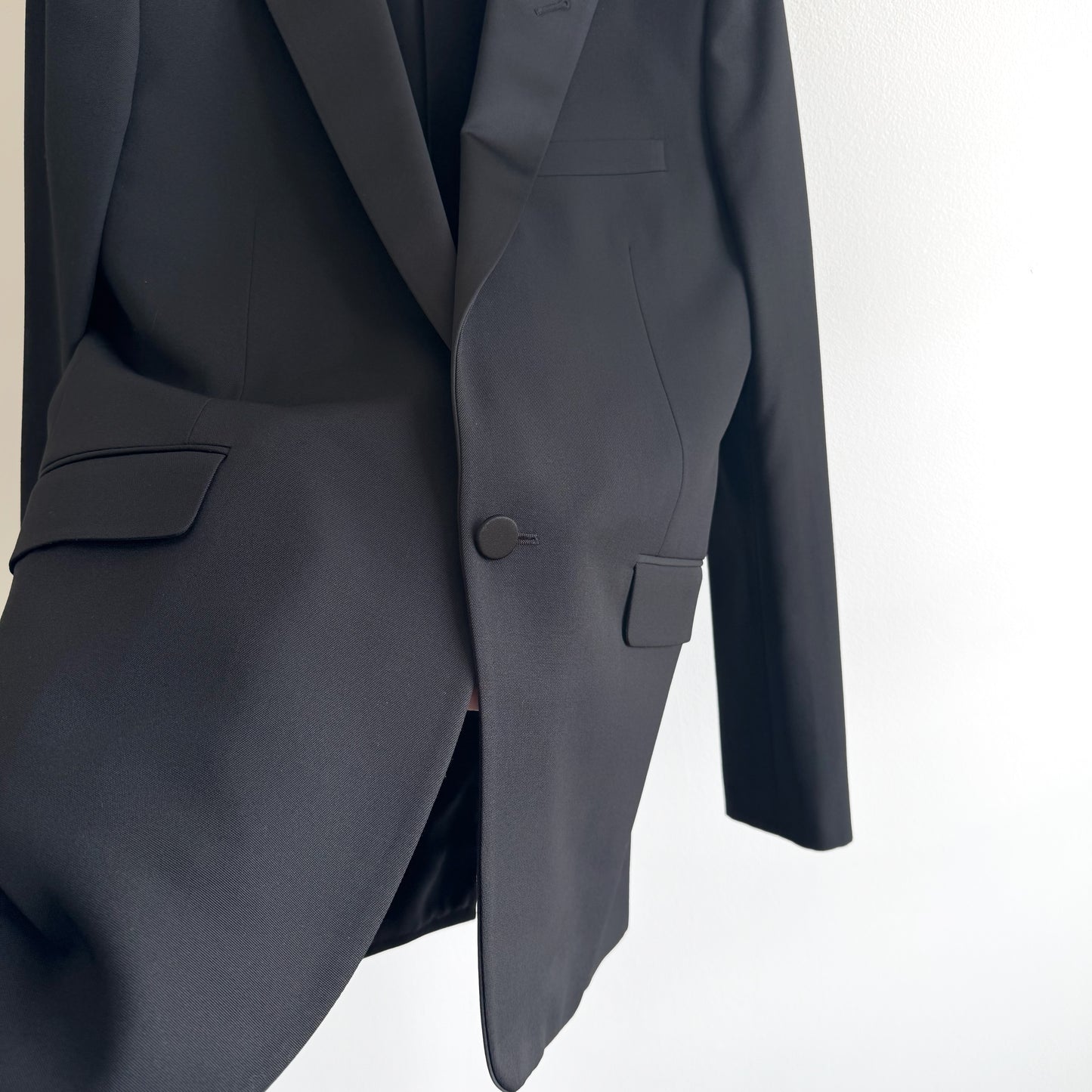 Saint Laurent Tuxedo “Le Smoking” Blazer