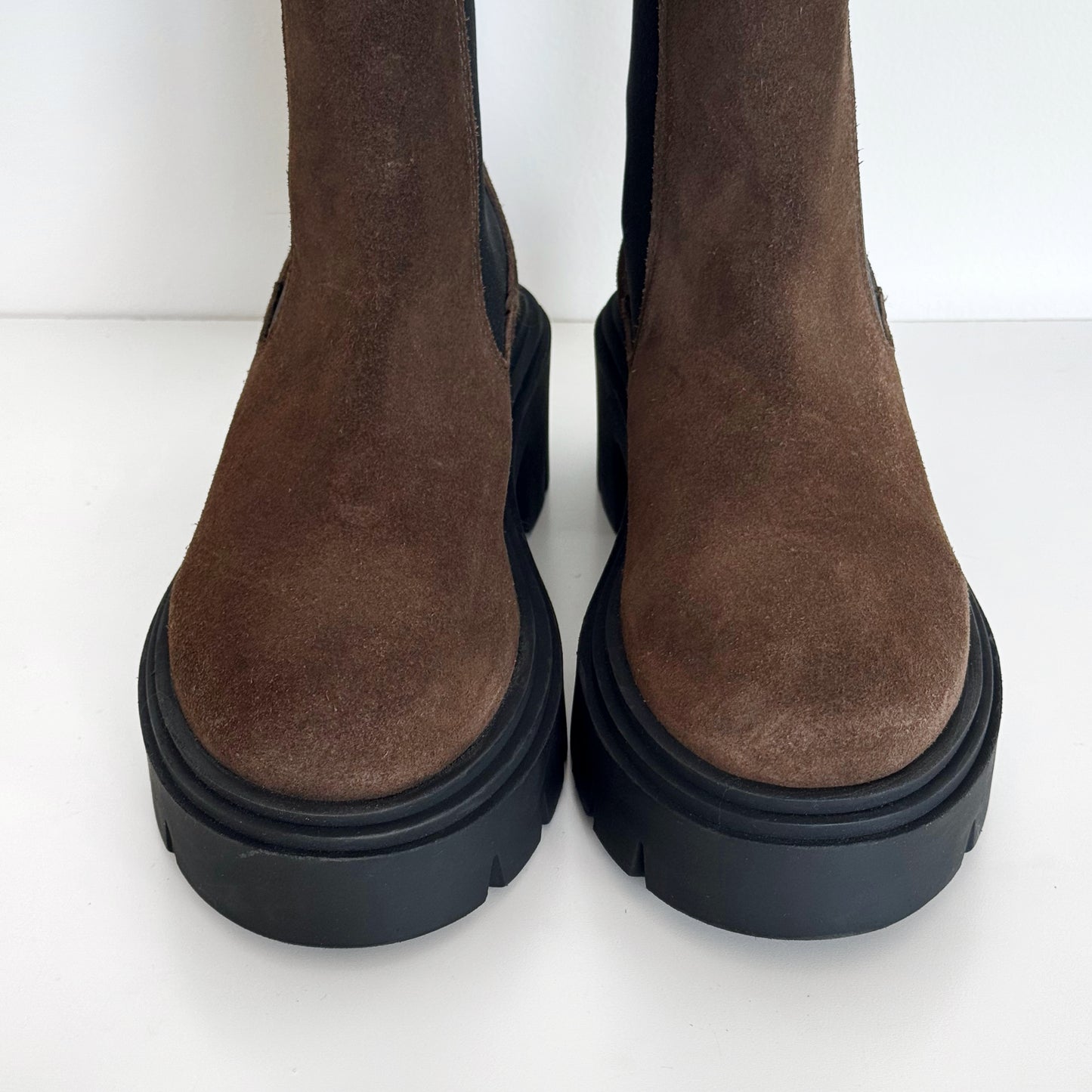 Steve Madden “Wisteria” Platform Lug Chelsea Boot (9)
