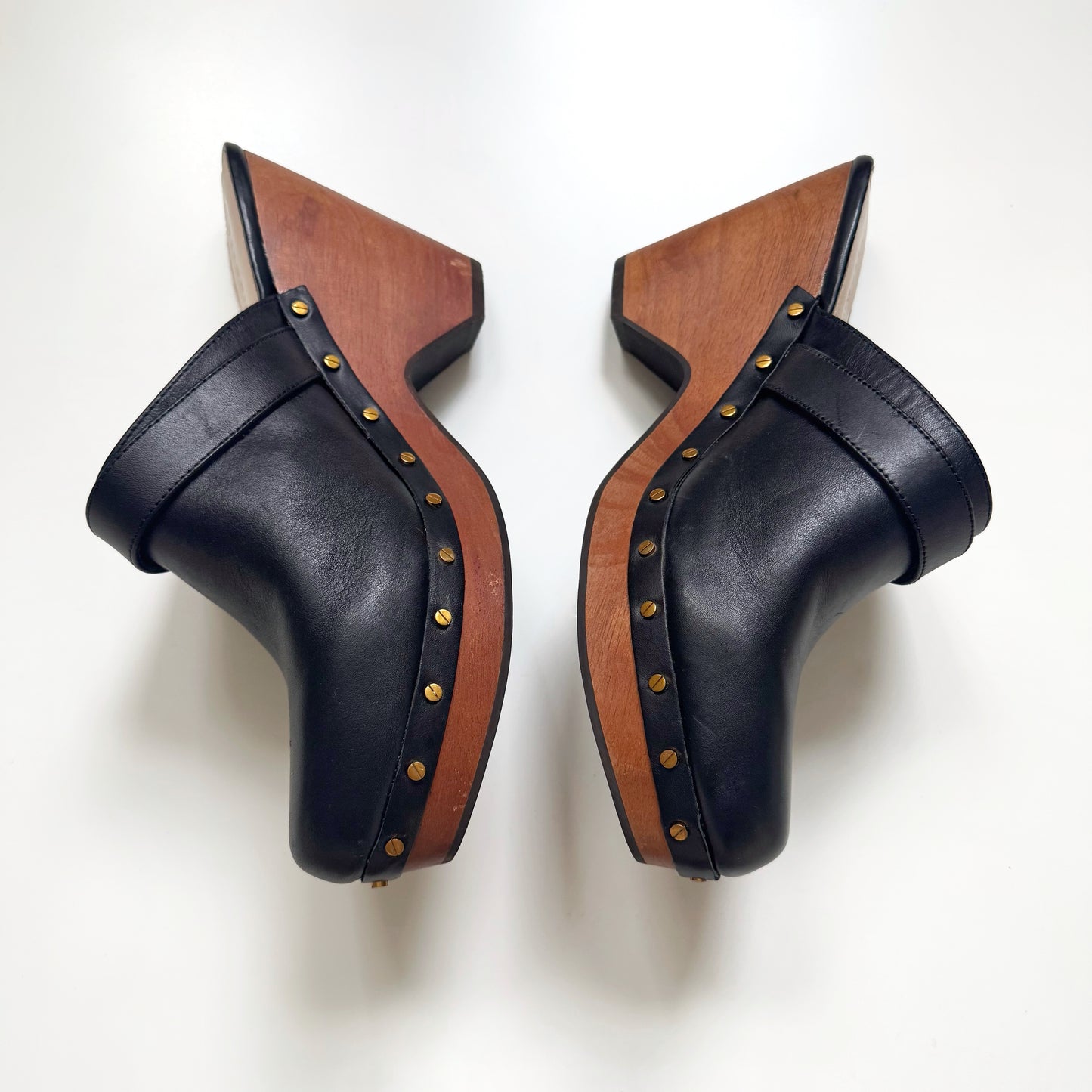 Veronica Beard “Hendrix” Leather Studded Clogs (9.5)