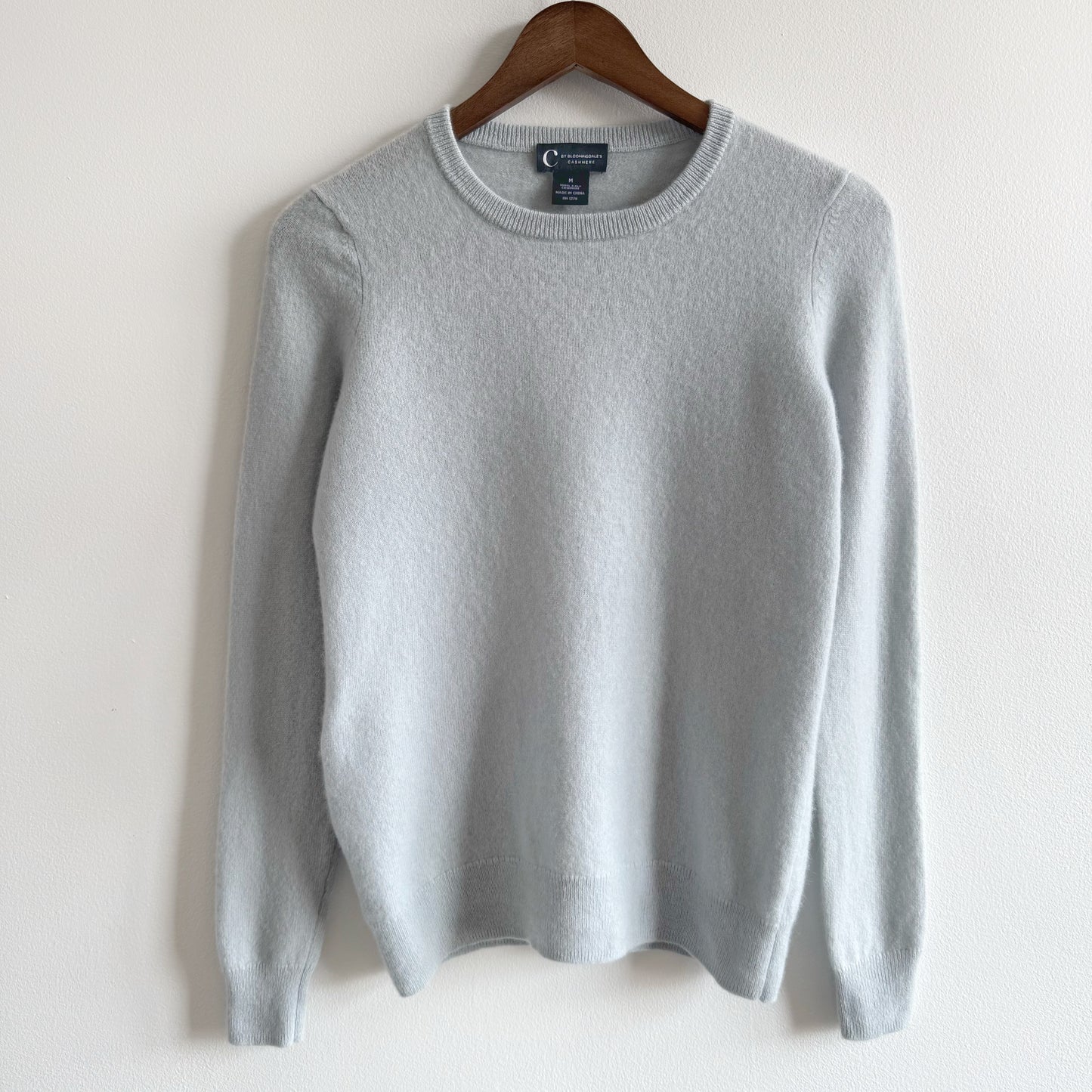 Cashmere Crewneck Sweater in Powder Blue