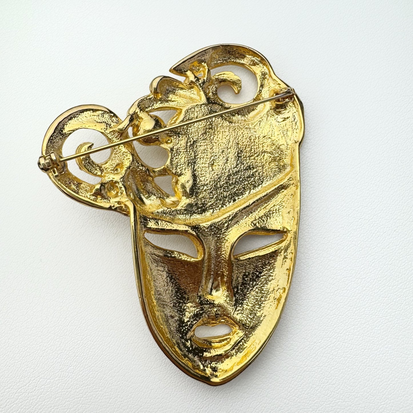 80s Mask Pearl Brooch