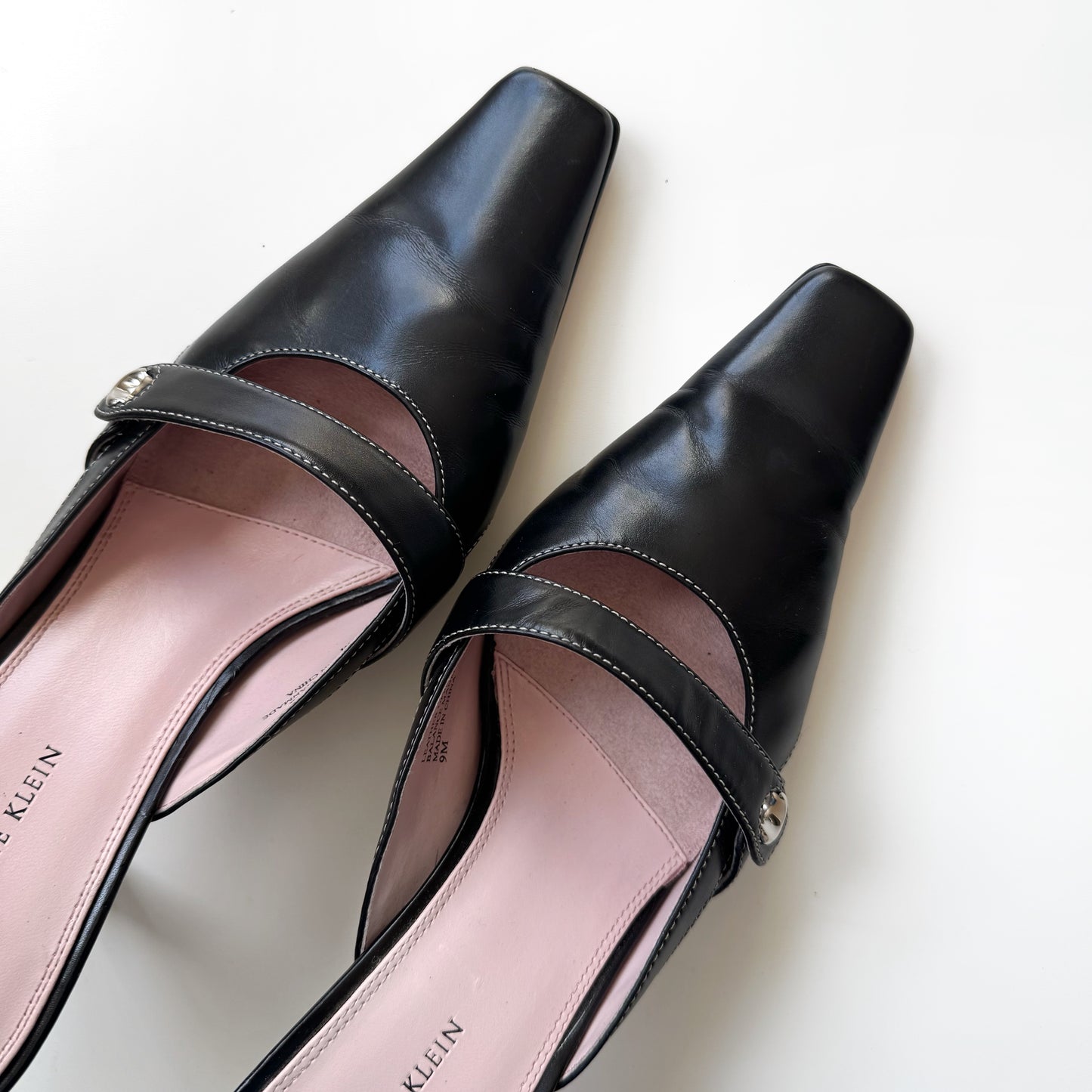 Vintage 2000s Anne Klein Leather Mule Heels (9)