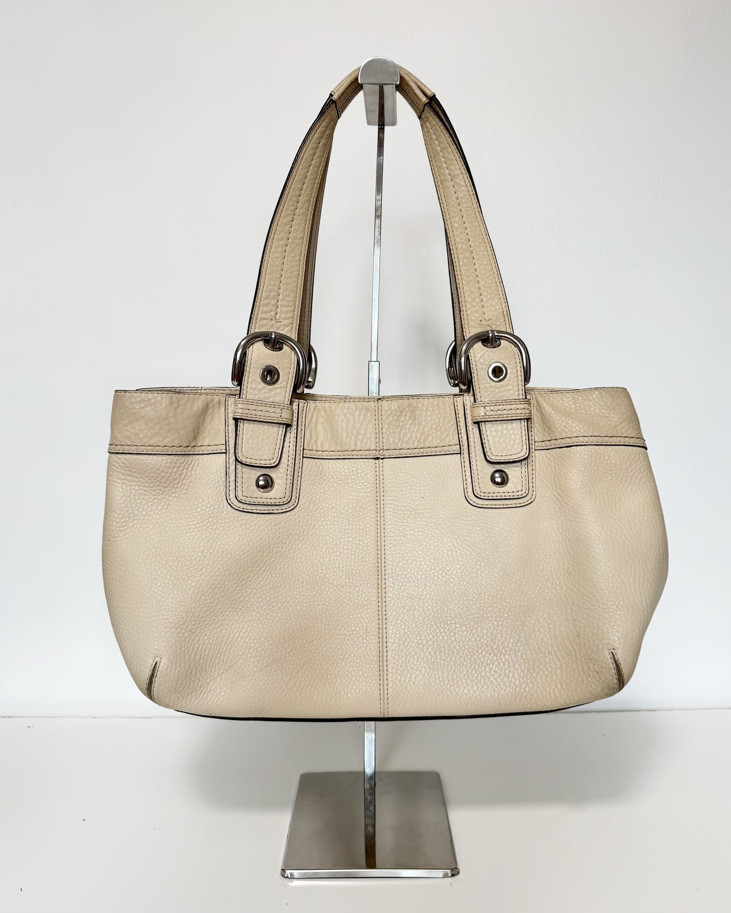 00s/10s Coach Soho Tote Back in Cream