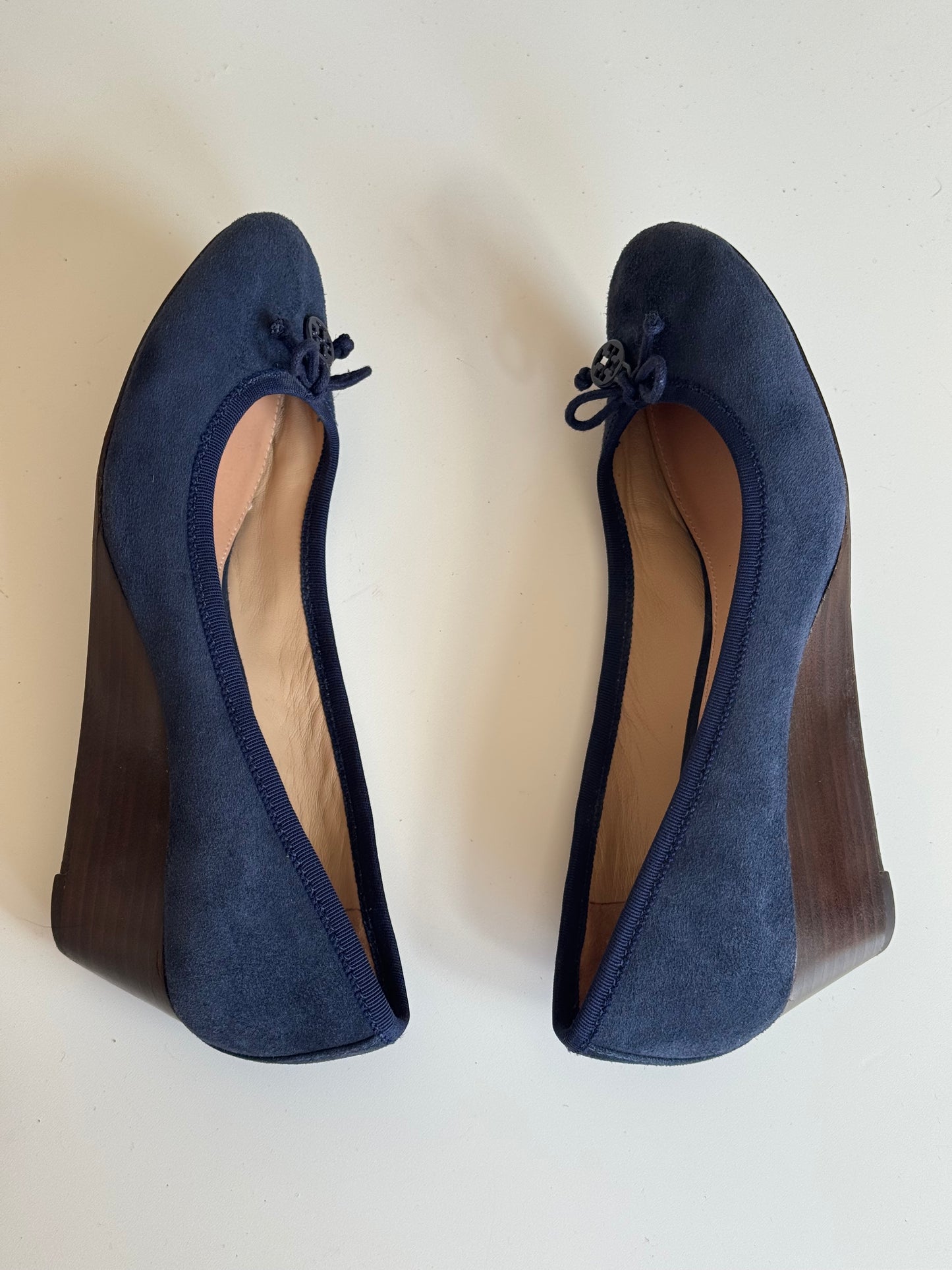 Tory Burch “Chelsea” Suede Wedges in Navy (6.5)