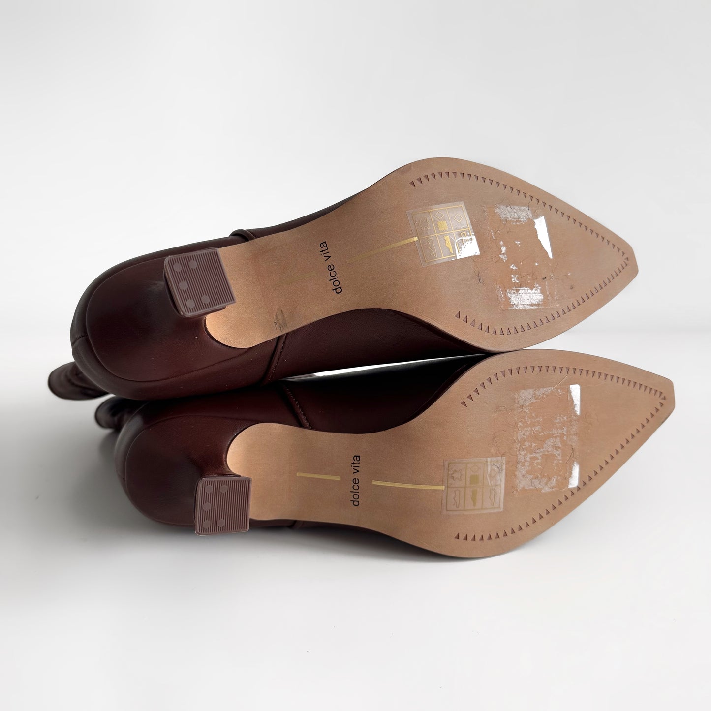 Dolce Vita “Angel” Chocolate Brown Kitten Heel Cowgirl Booties (6.5)