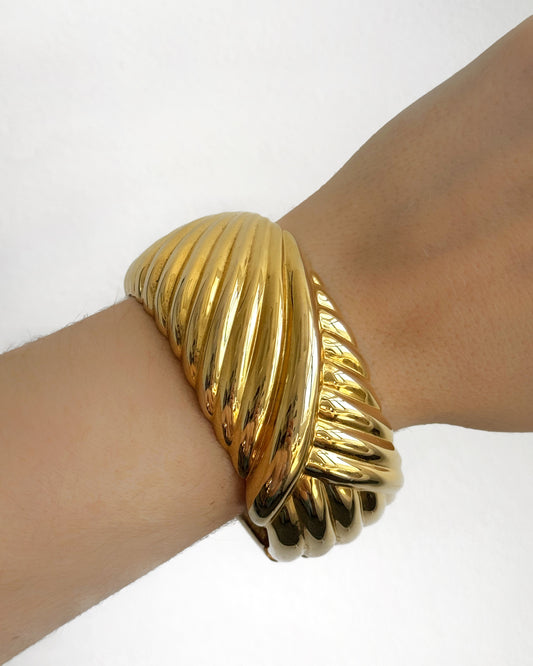 80s Chunky Swirl Bangle Bracelet