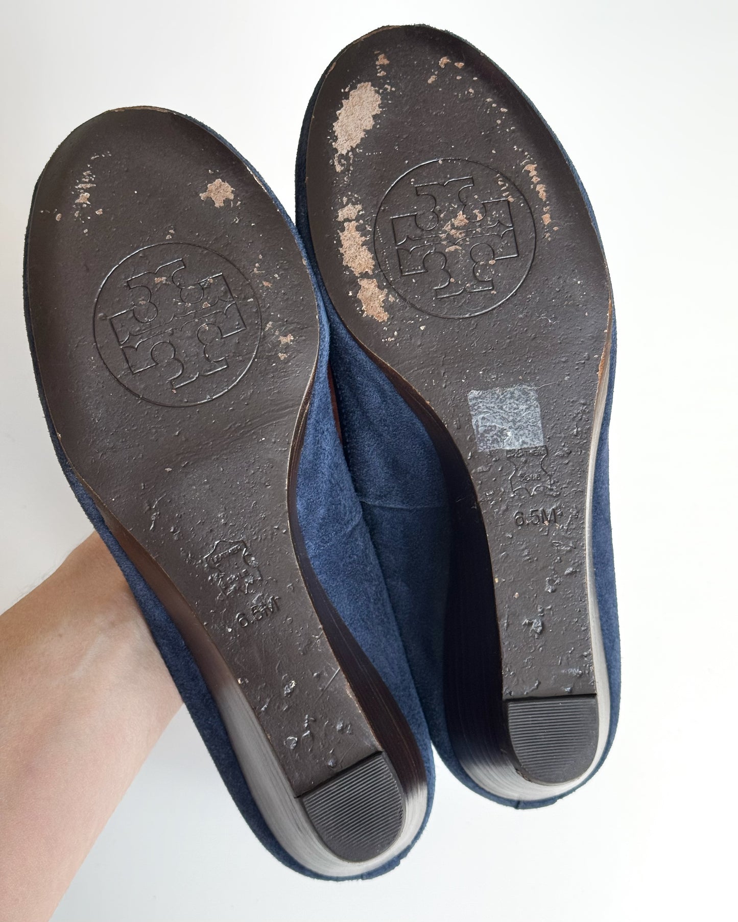 Tory Burch “Chelsea” Suede Wedges in Navy (6.5)