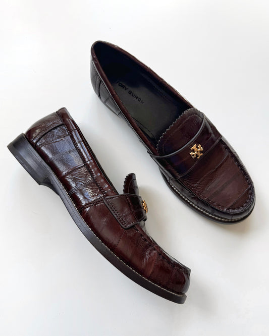 Tory Burch Classic Chocolate Brown Croc Loafers (5.5)