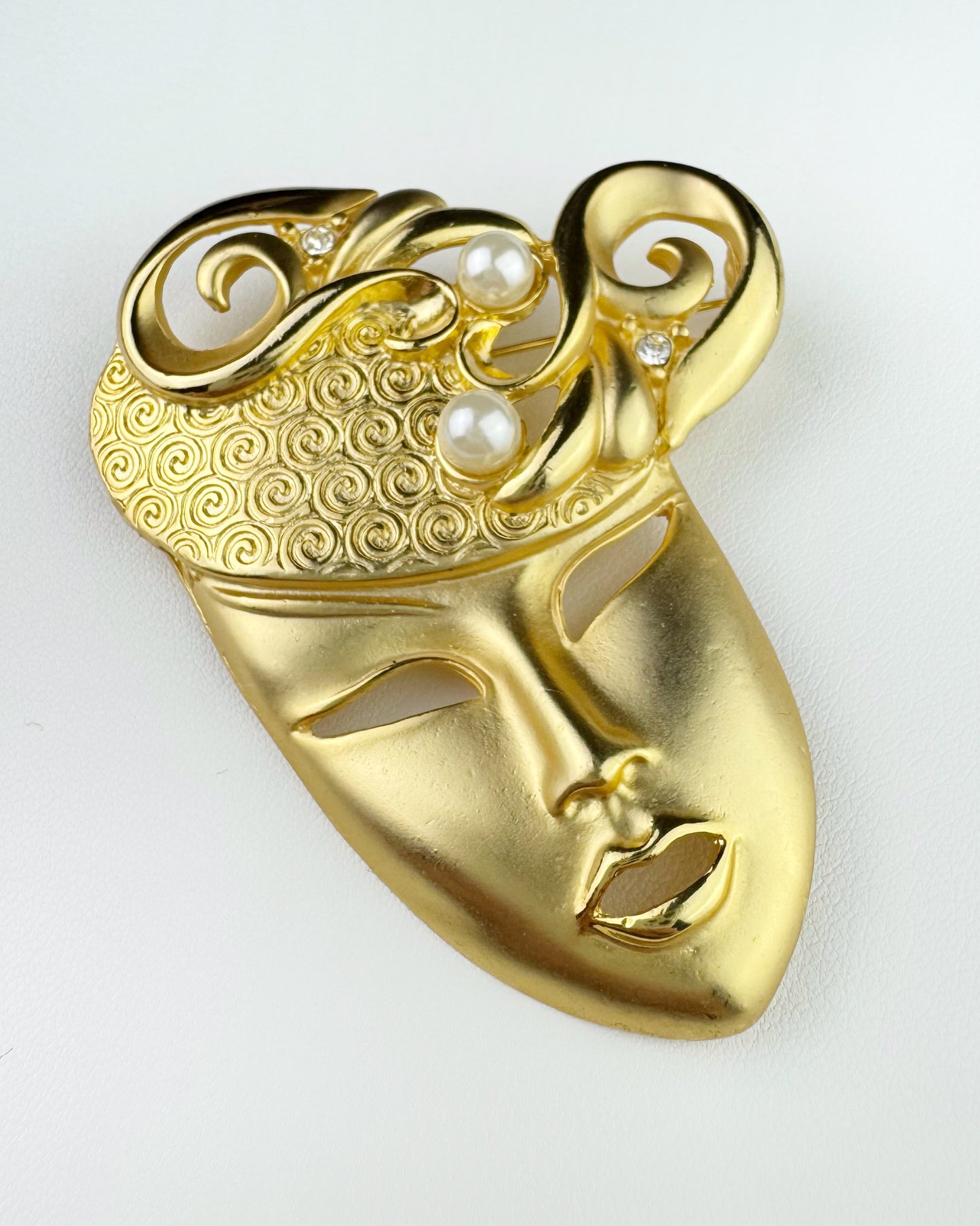 80s Mask Pearl Brooch