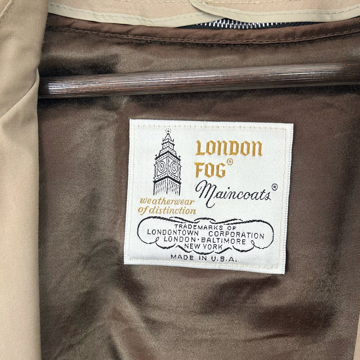 90s Classic Trench Coat in Tan