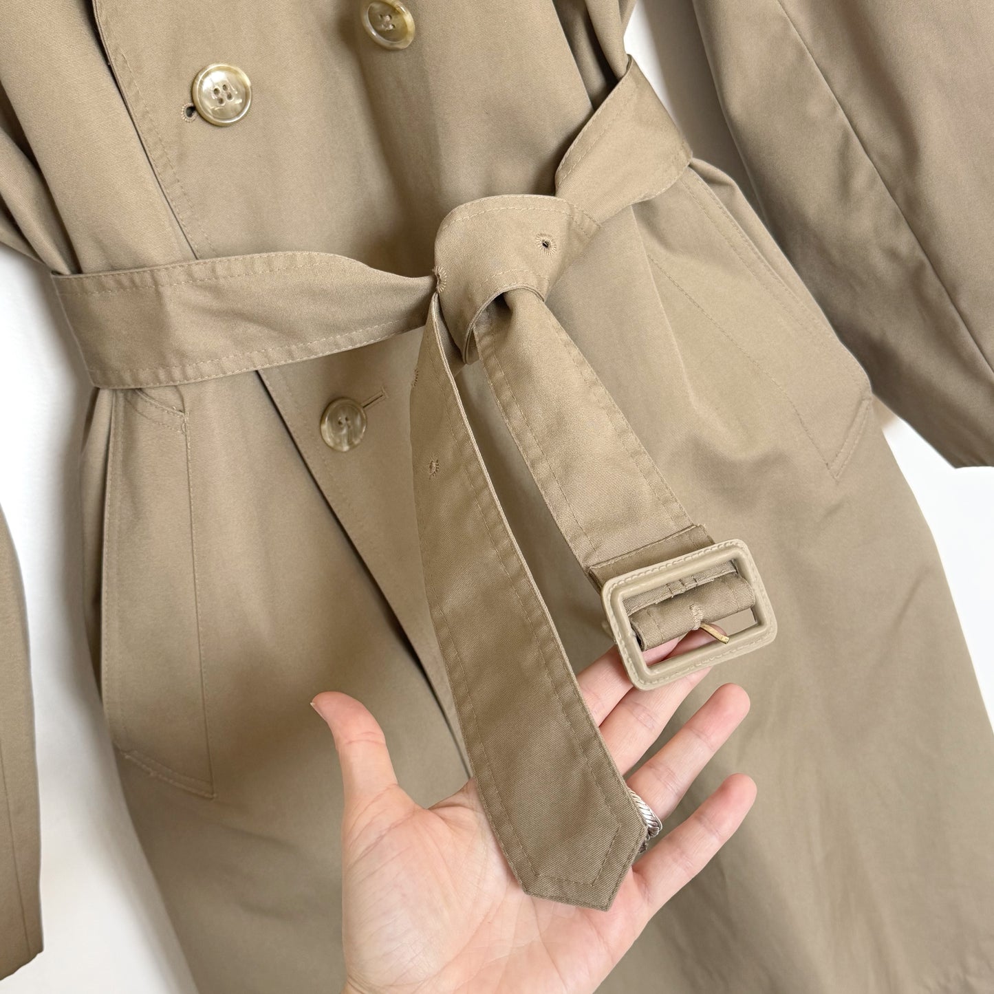 90s Minimal Trench Coat in Tan