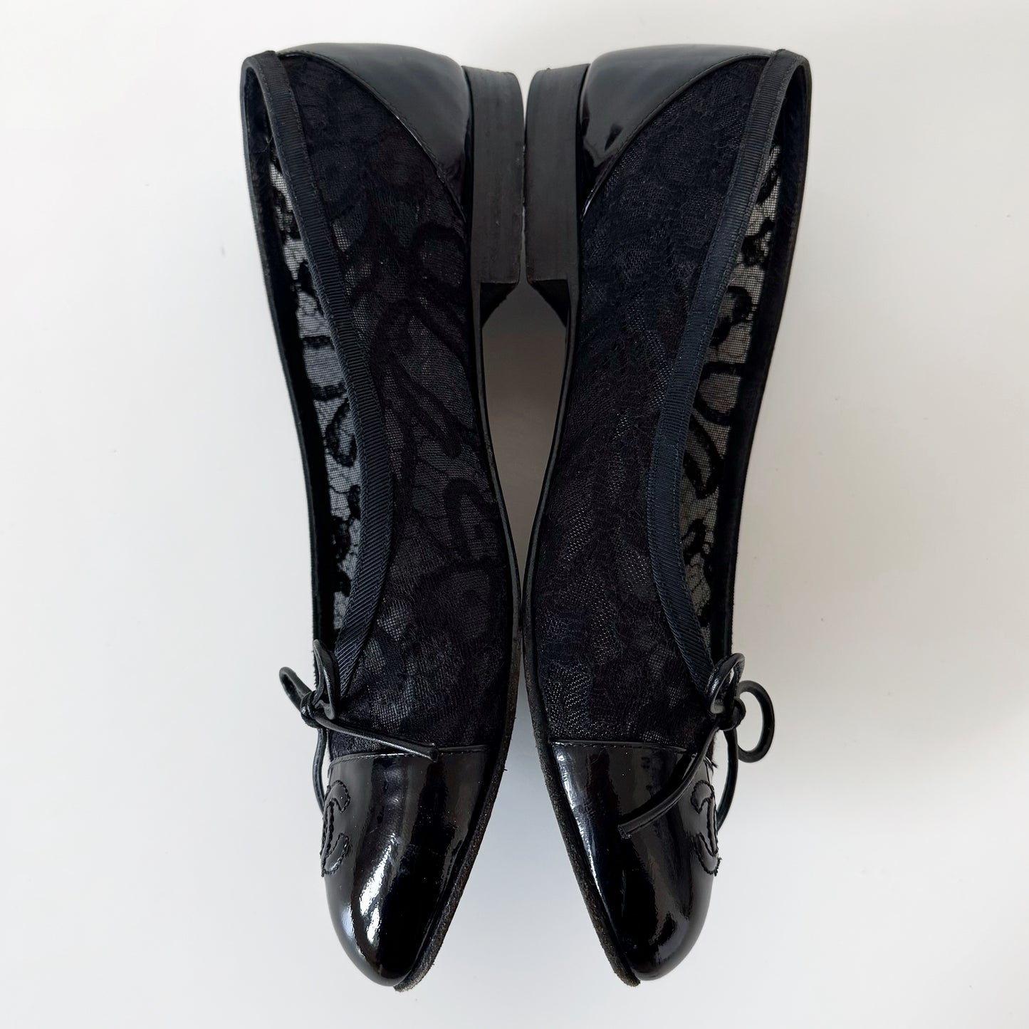 Chanel Lace and Patent Ballet Flats (37)