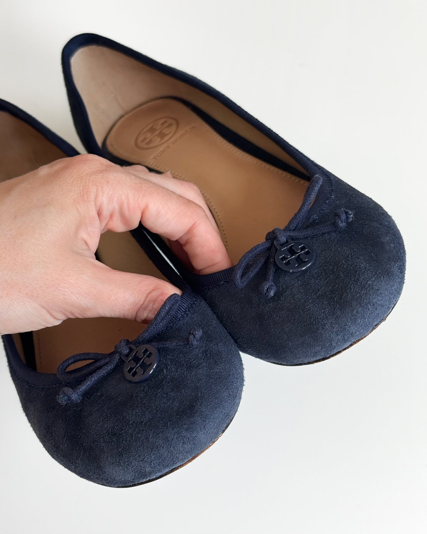 Tory Burch “Chelsea” Suede Wedges in Navy (6.5)