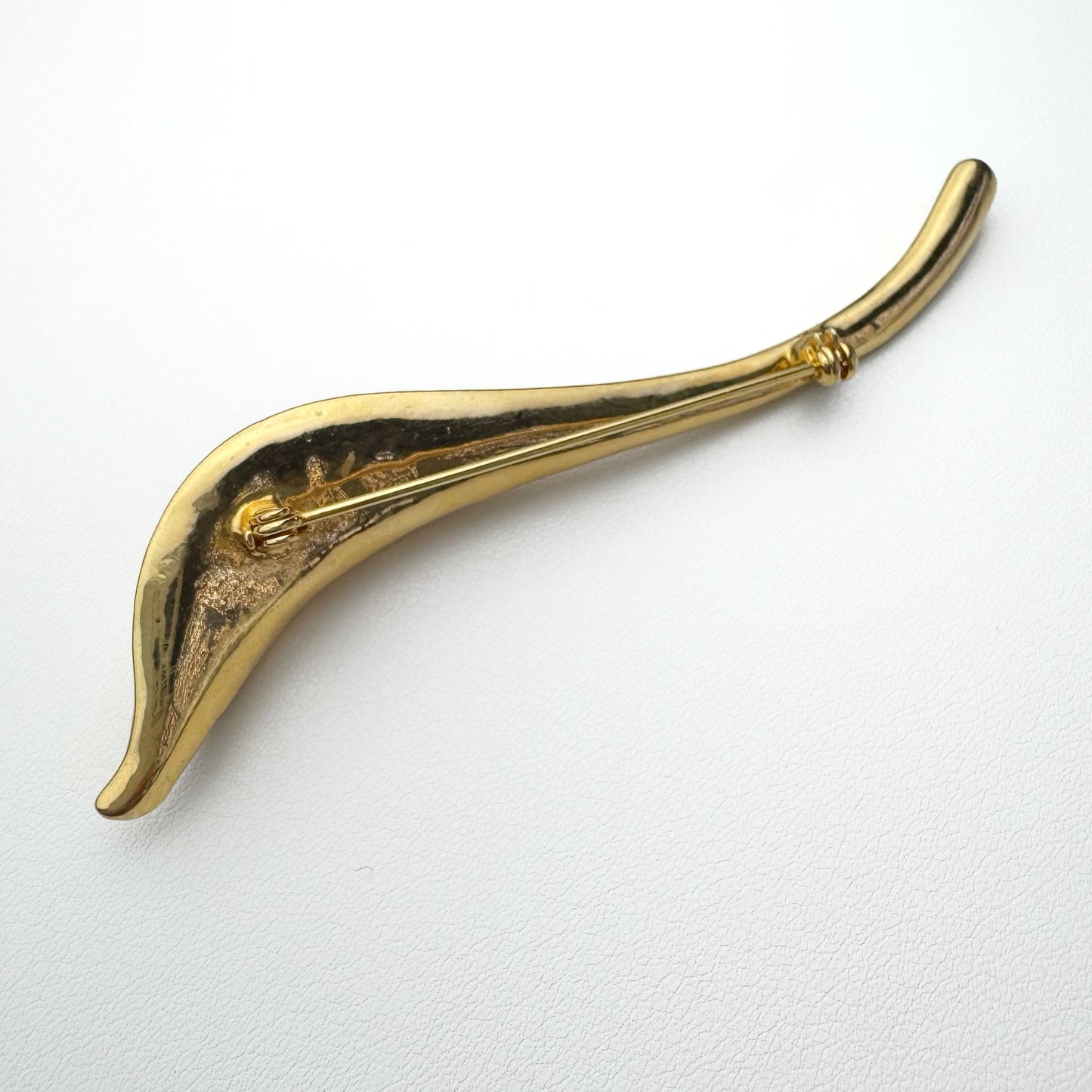 80s Pearl Pea Pod Brooch