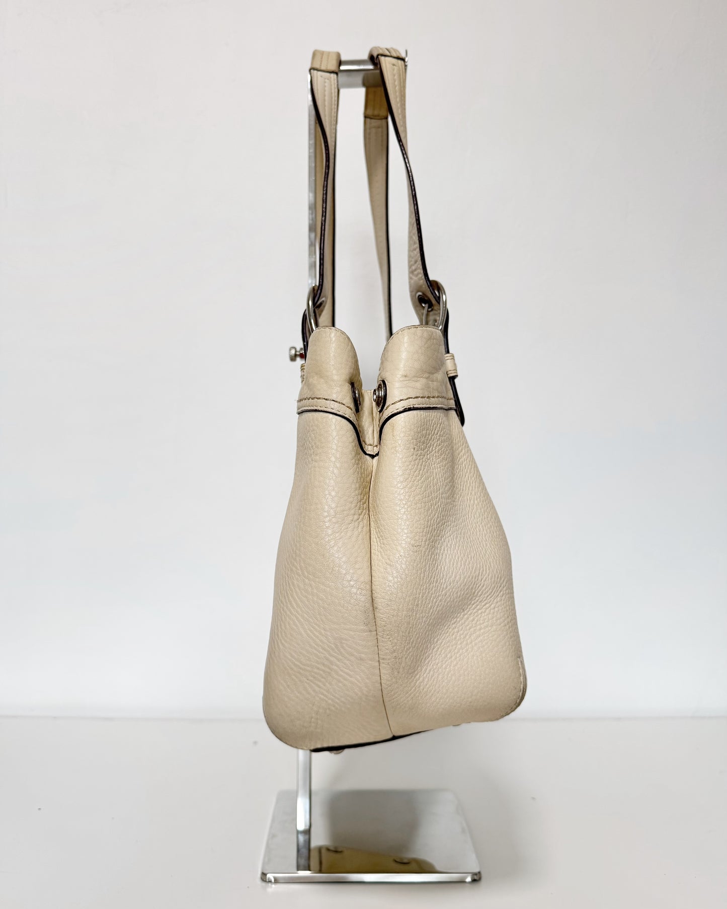 00s/10s Coach Soho Tote Back in Cream