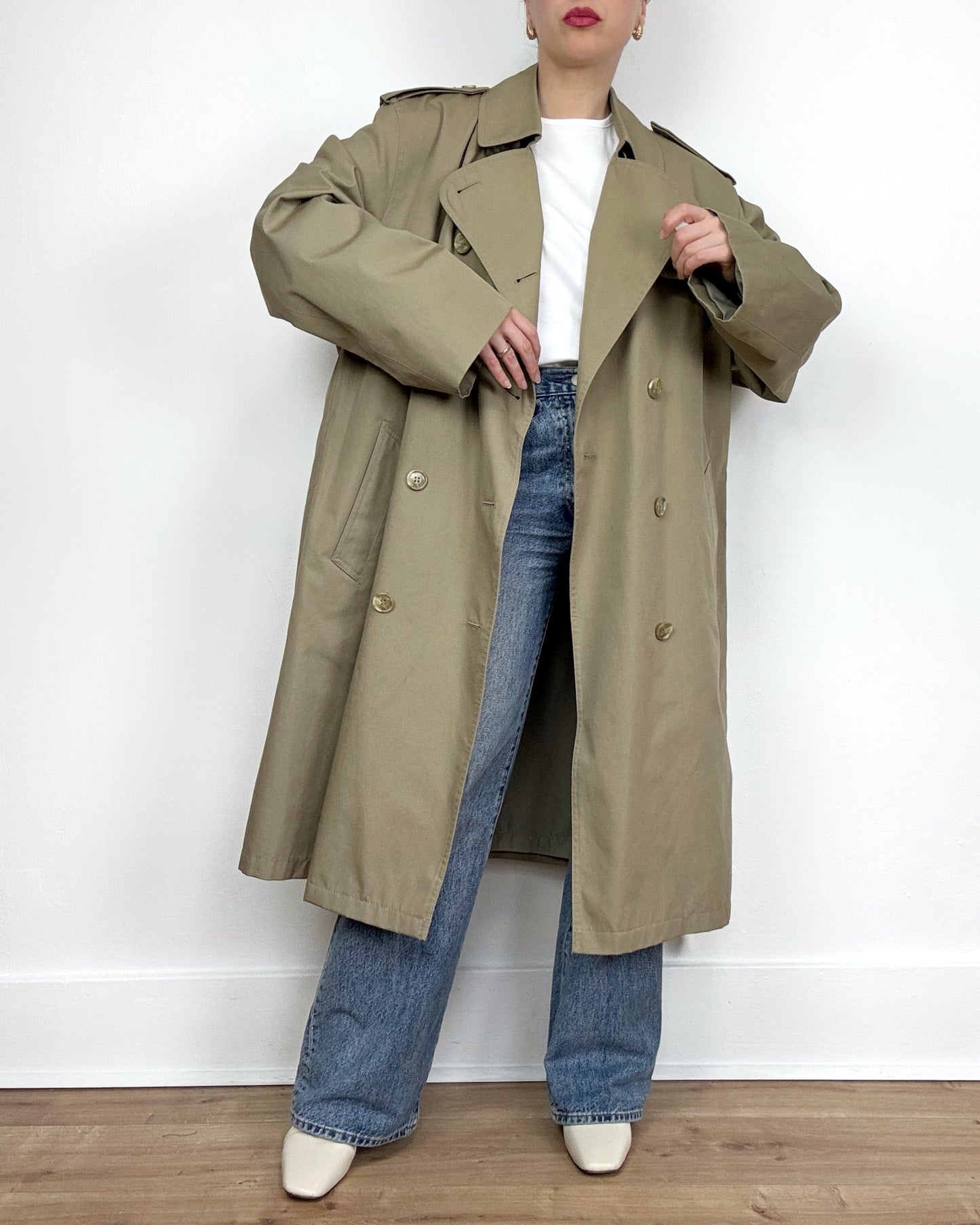90s Minimal Trench Coat in Tan
