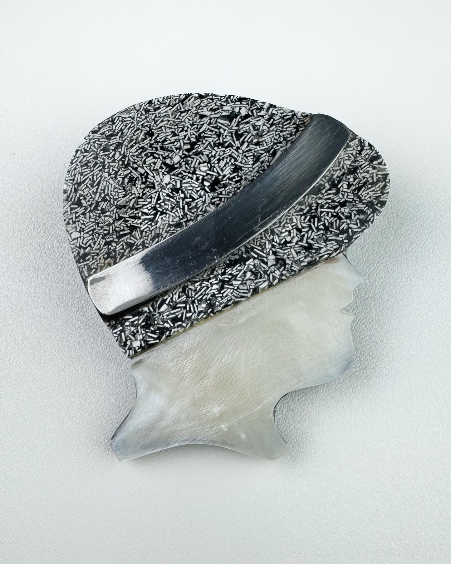 80s “Lee Sands” Art Deco Flapper Lady Brooch Mother of Pearl