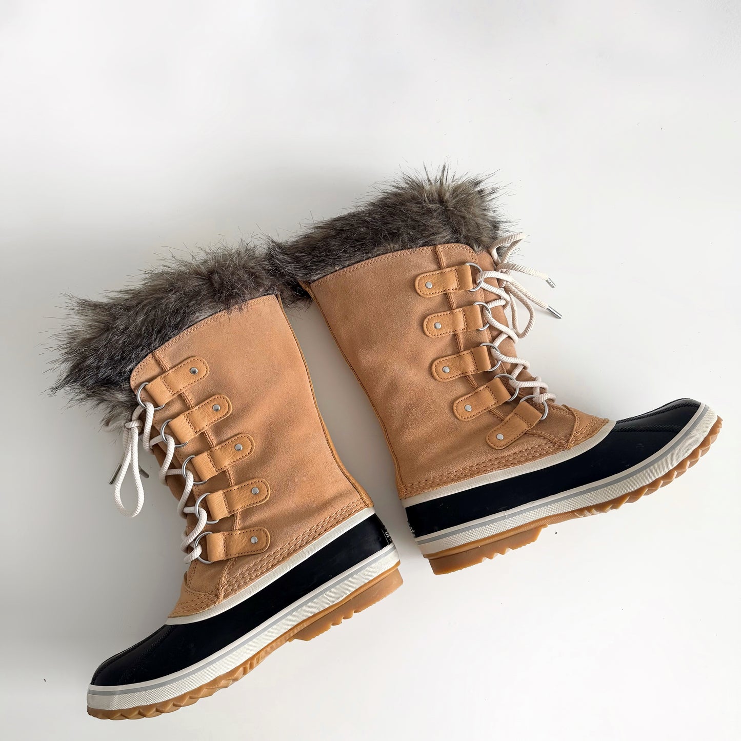 Sorel “Joan of Arctic” Snow Boots, Waterproof (8.5)