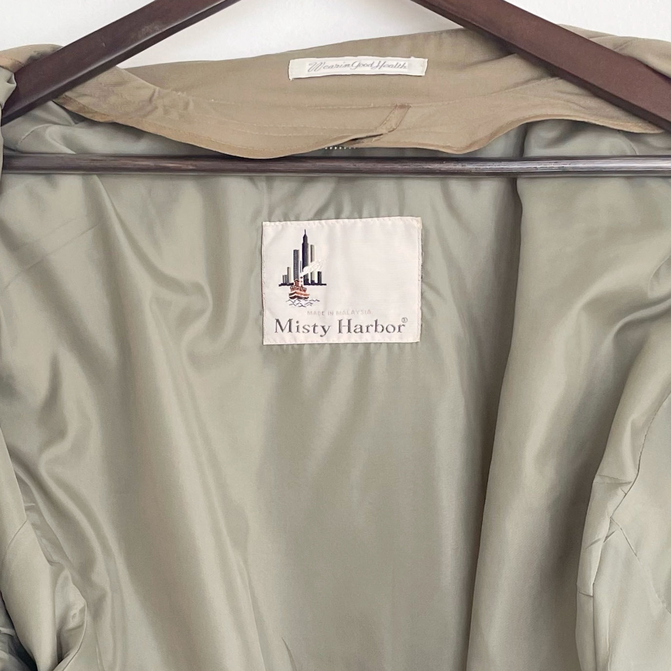 90s Minimal Trench Coat in Tan