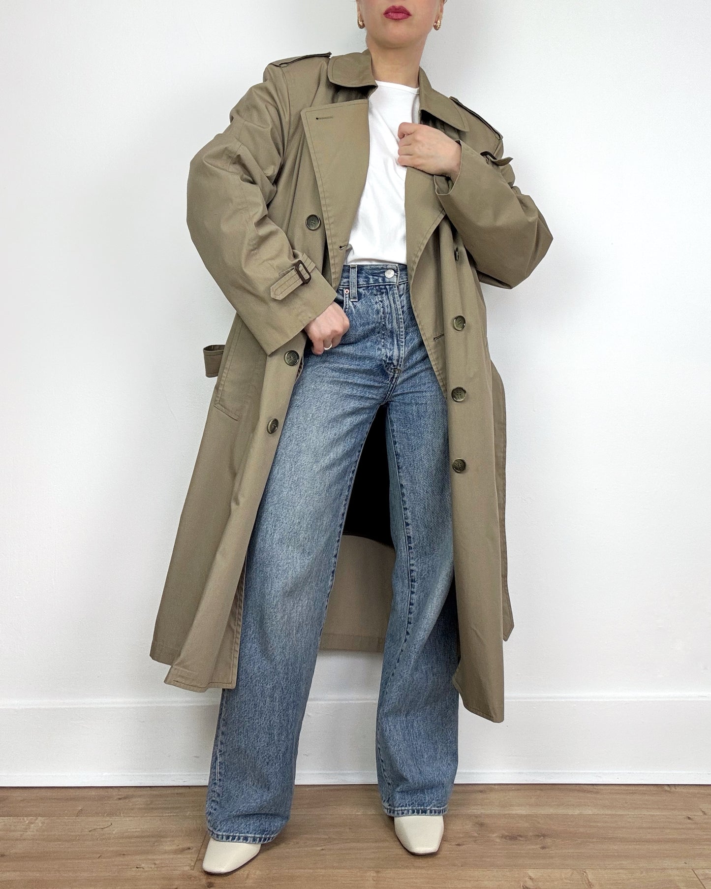 90s Classic Trench Coat in Tan