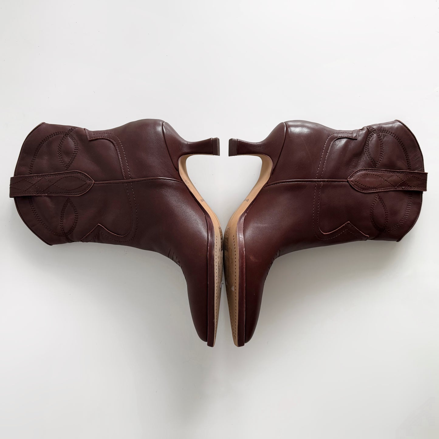 Dolce Vita “Angel” Chocolate Brown Kitten Heel Cowgirl Booties (6.5)