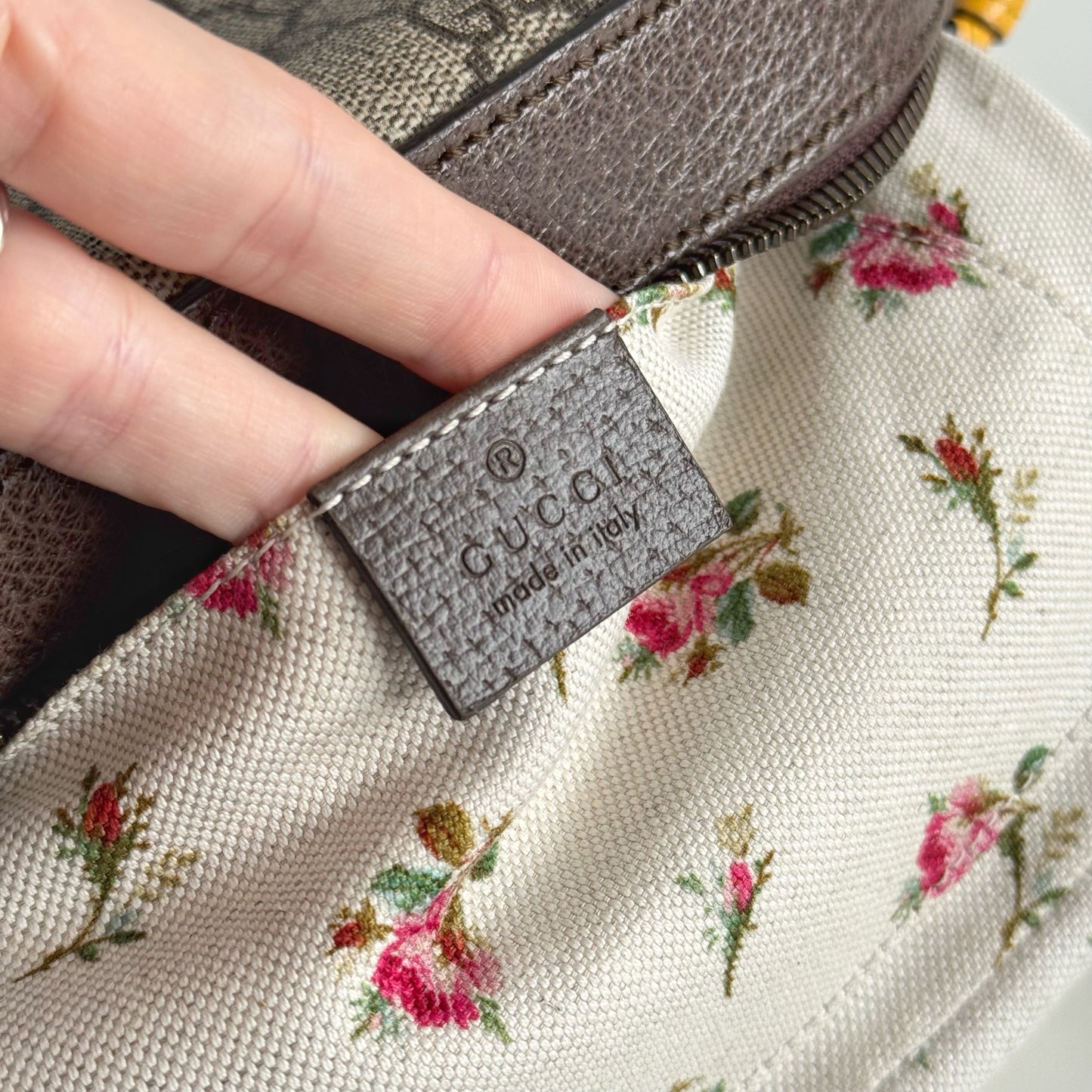Gucci Neo GG Supreme Crossbody