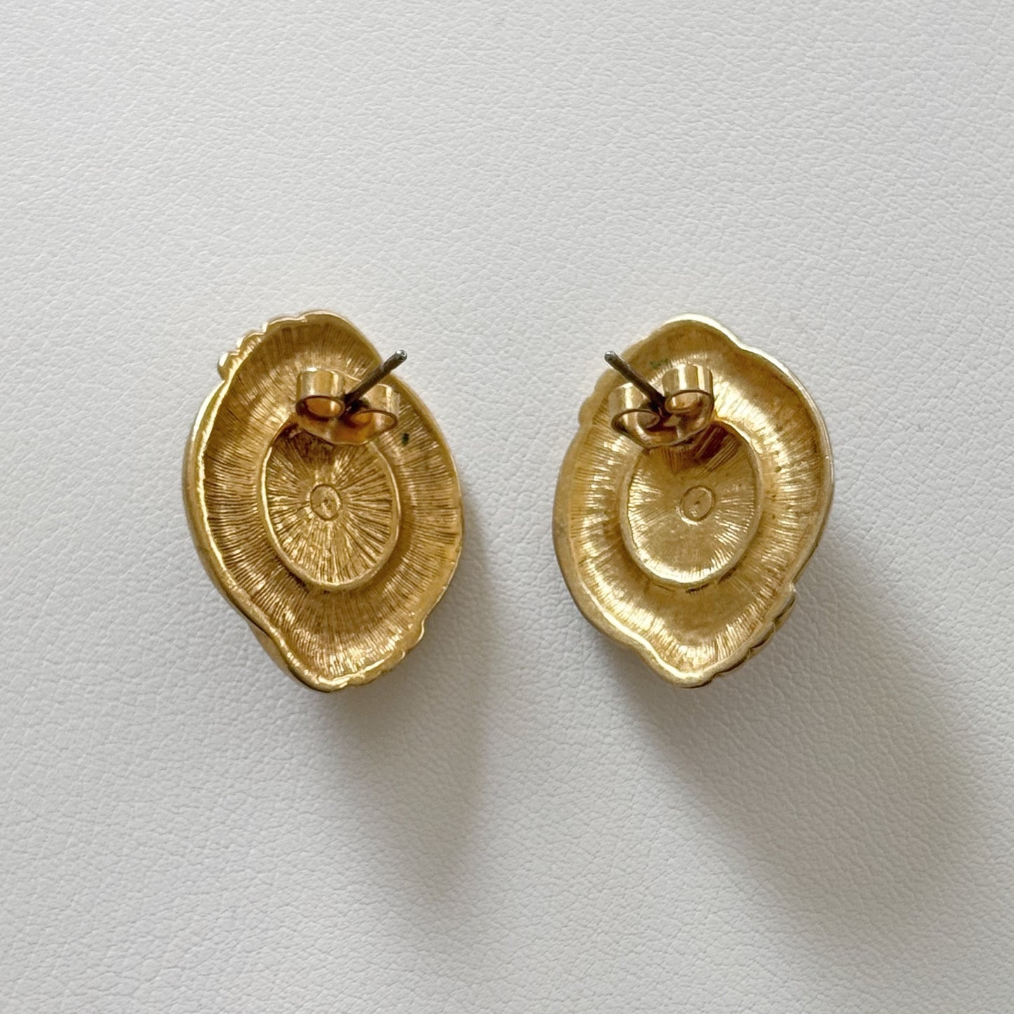 80s/90s Two-tone Swirl Earrings