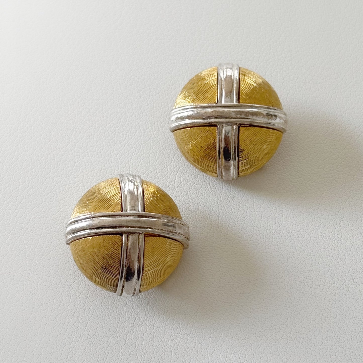 80s Two-tone Cross Dome Clip Earrings