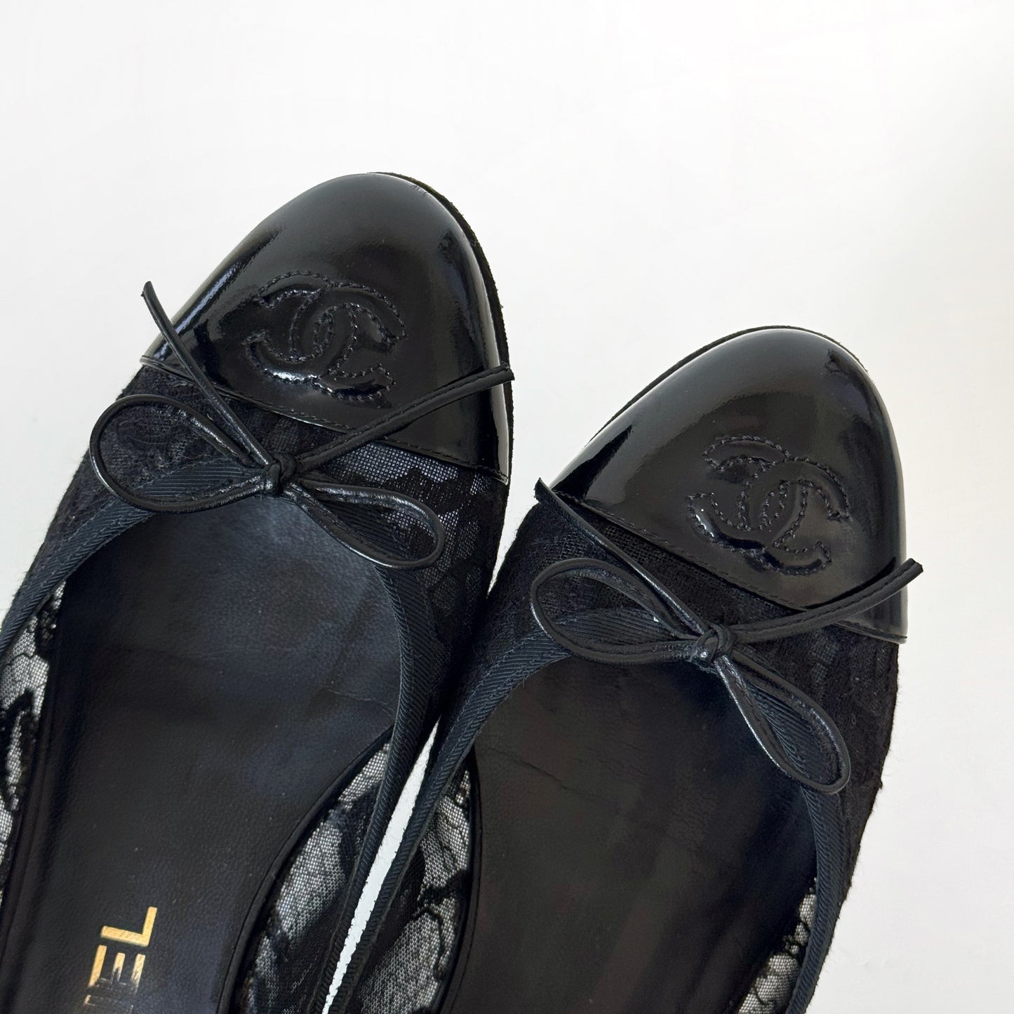 Chanel Lace and Patent Ballet Flats (37)