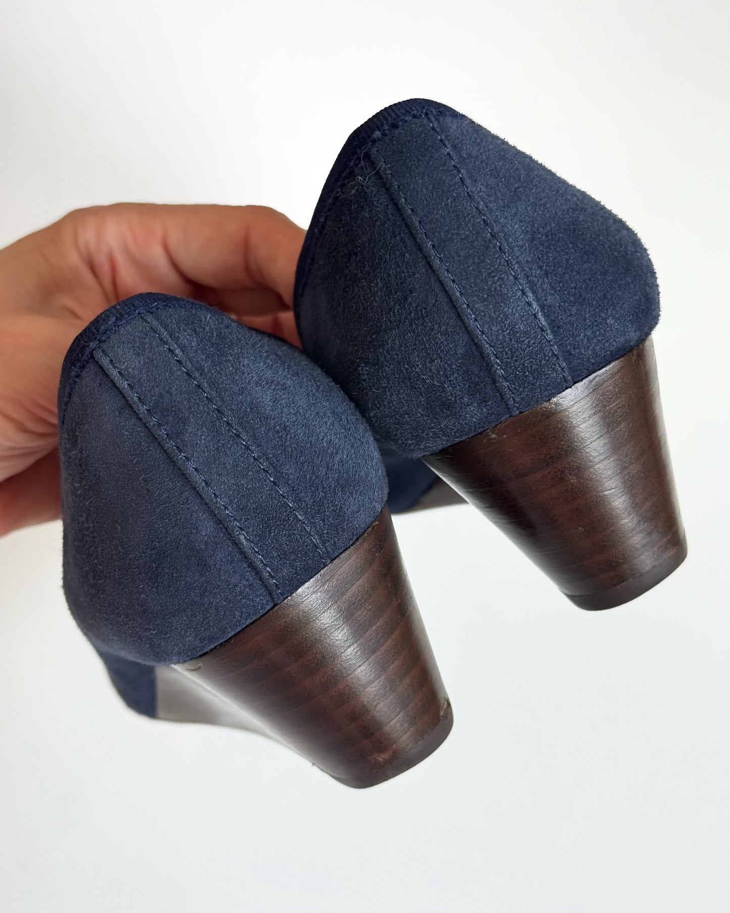 Tory Burch “Chelsea” Suede Wedges in Navy (6.5)