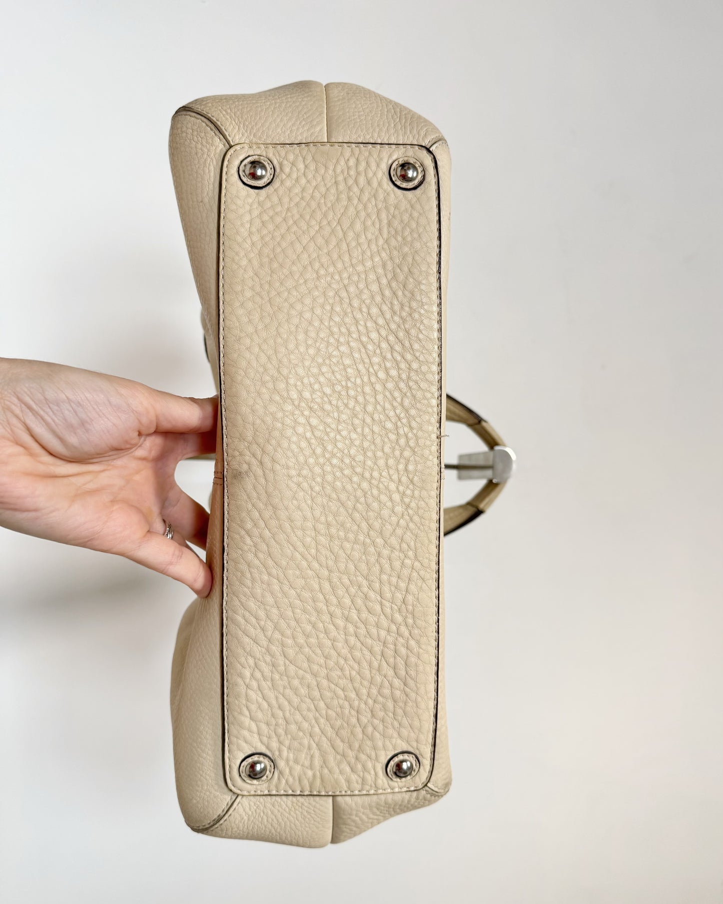 00s/10s Coach Soho Tote Back in Cream