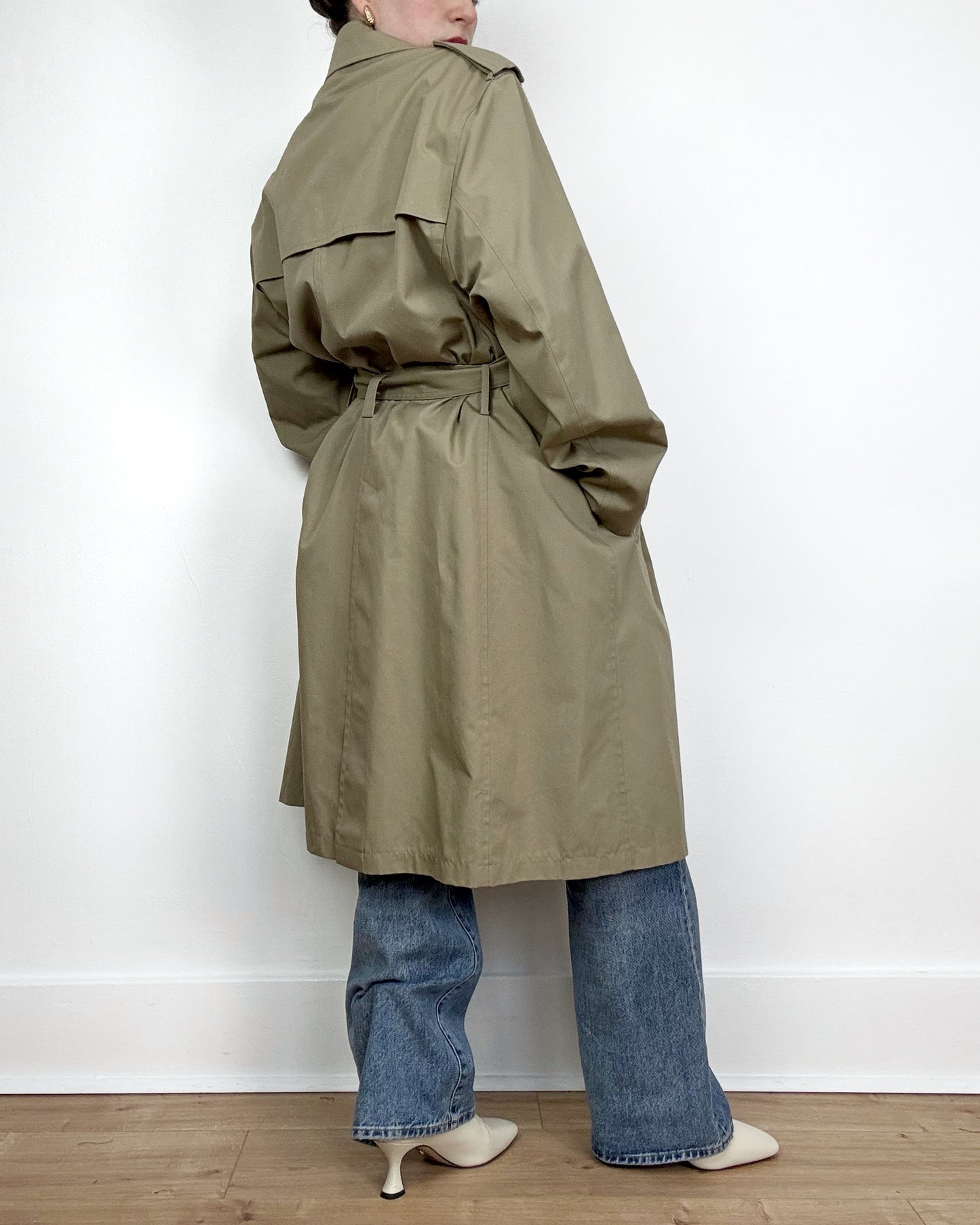 90s Minimal Trench Coat in Tan