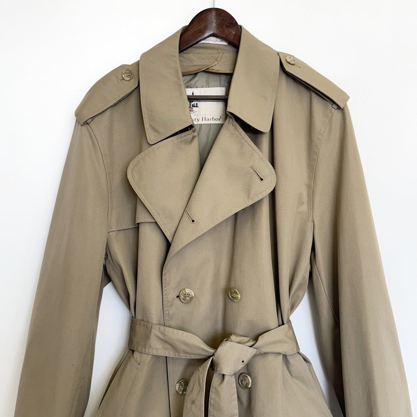 90s Minimal Trench Coat in Tan