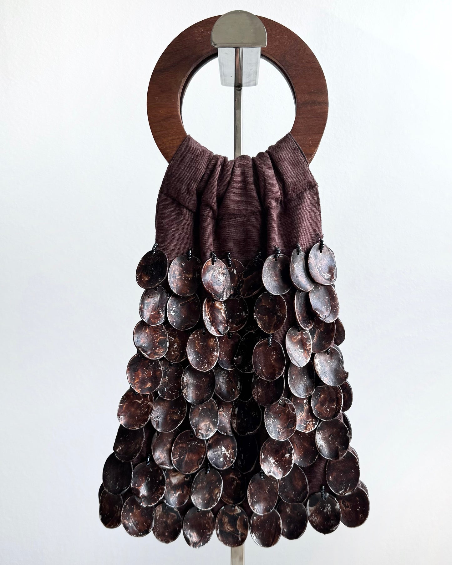 Shell Cotton-Linen Bag with Wood Top Handles